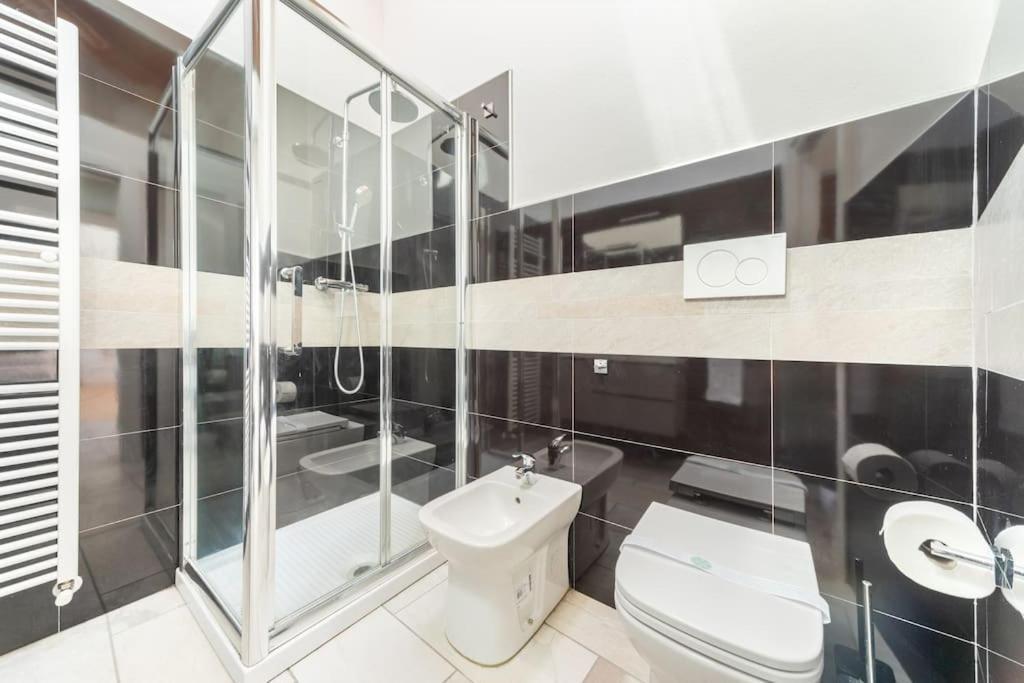 Appartamento Unico A Bologna Con 3 Camere E Parcheggio Gratuito Bagian luar foto