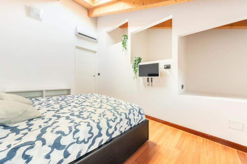 Appartamento Unico A Bologna Con 3 Camere E Parcheggio Gratuito Bagian luar foto